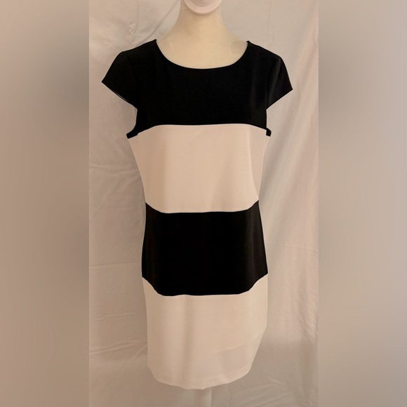 Marc New York 1609 Marc New York by Andrew Marc Shift Dress - Picture 3 of 8